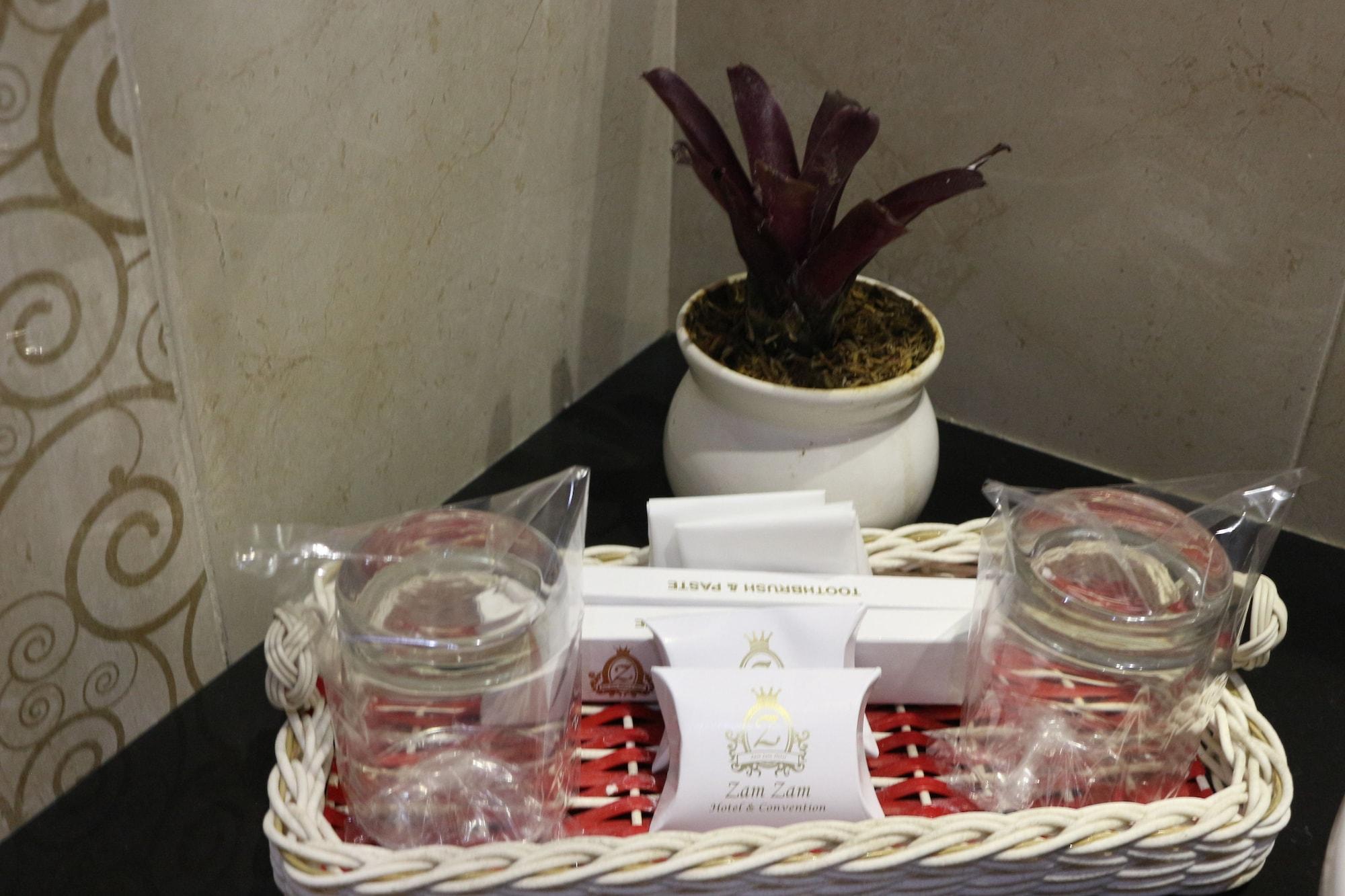 Zamzam Hotel And Resort Batu  Eksteriør bilde
