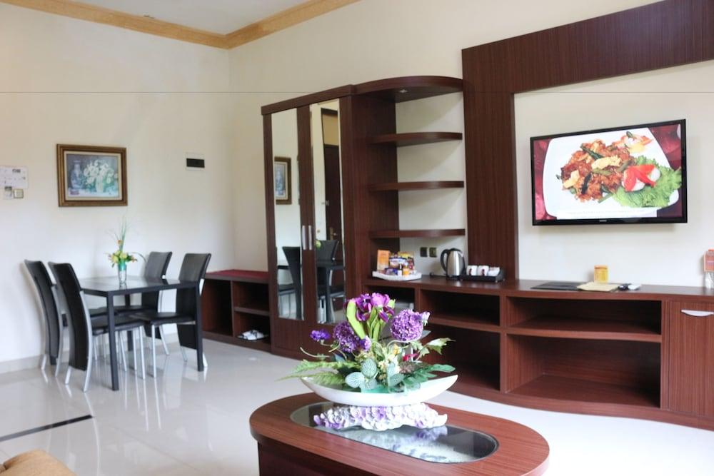 Zamzam Hotel And Resort Batu  Eksteriør bilde