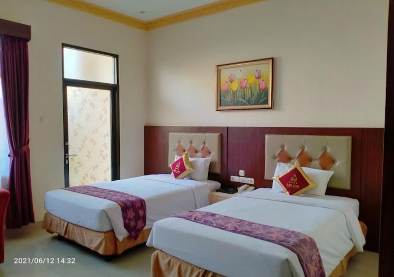 Zamzam Hotel And Resort Batu  Eksteriør bilde