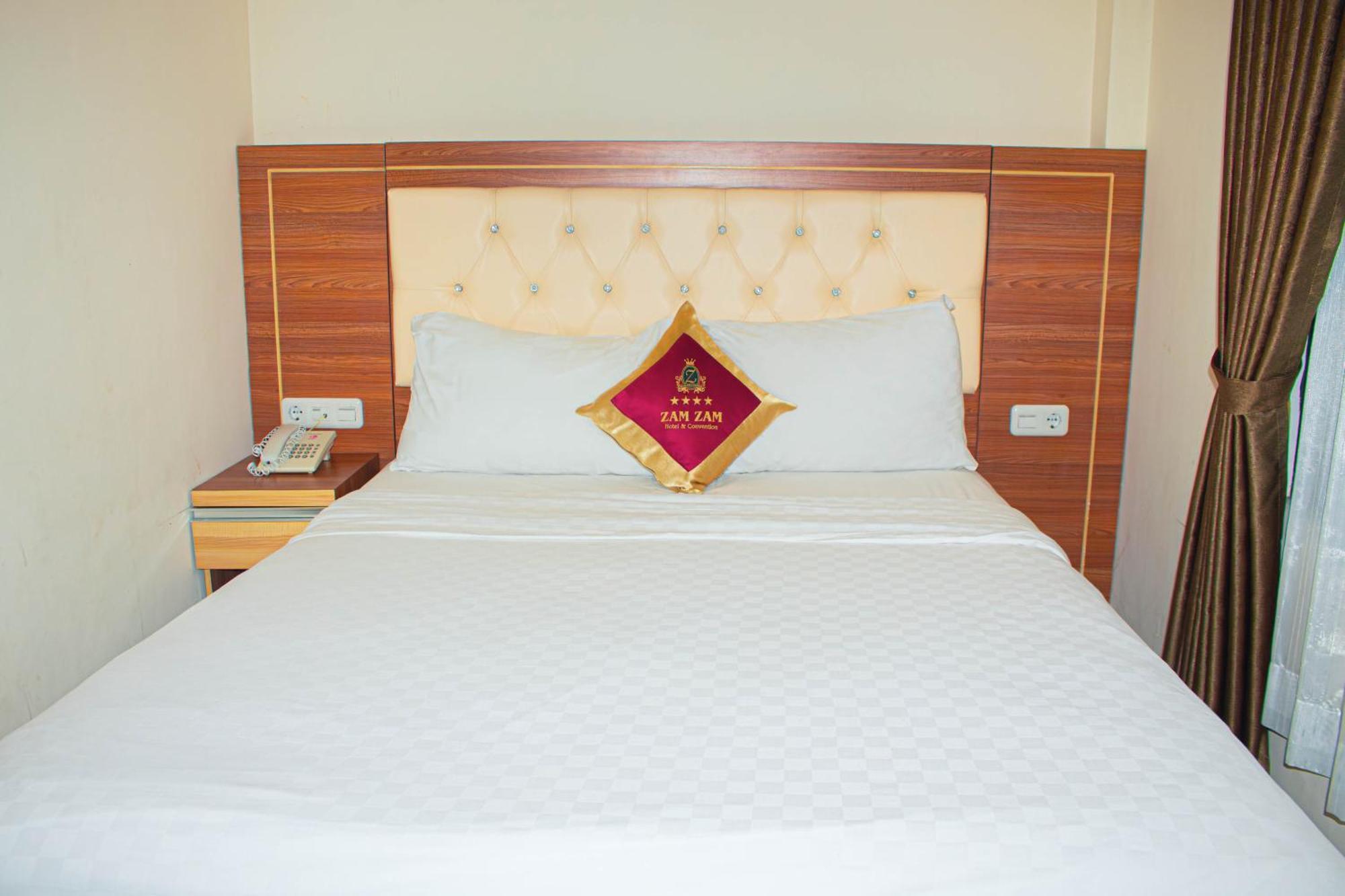 Zamzam Hotel And Resort Batu  Eksteriør bilde