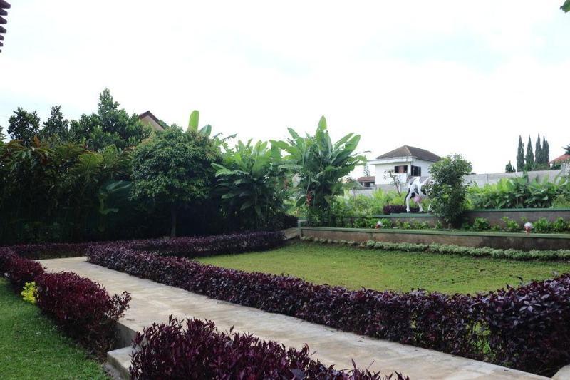 Zamzam Hotel And Resort Batu  Eksteriør bilde